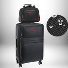 Image d'une valise noire avec une petite sacoche posée dessus. La valise est présentée comme une valise cabine easyjet 56x45x25, avec des détails rouges et une illustration de gouttes d'eau sur le tissu, suggérant une résistance à l'eau. — vue 6
