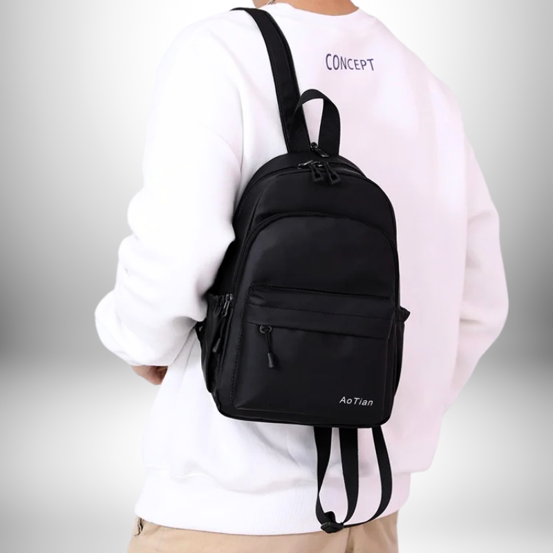 Mini sac à dos : Un concentré de style et de praticité - Cornershop® | Sacs à Dos pour Homme
