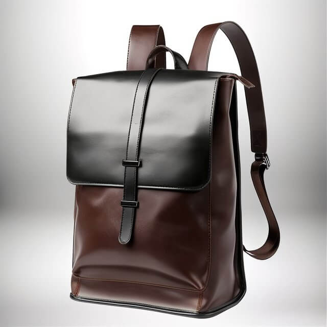 sac à dos urbain homme,sac à dos urbain en cuir marron avec rabat noir et bretelles marrons, parfait pour un style moderne et élégant.