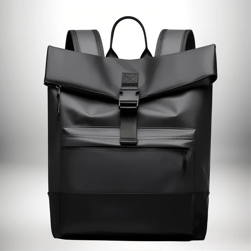 Image d'un sac a dos business noir avec une fermeture à boucle et une poche avant zippée.