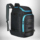 Un sac à dos snowboard noir avec des accents bleus. — vue 6