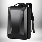 Un sac à dos jeu video noir avec un design angulaire et une surface brillante. — vue 1