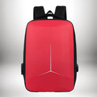 Un sac à dos coque rigide rouge avec des détails noirs et un motif de lumière blanche. — vue 8