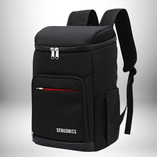 Un sac a dos thermos noir, isole, avec fermeture eclair sur le dessus et une poche avant.
