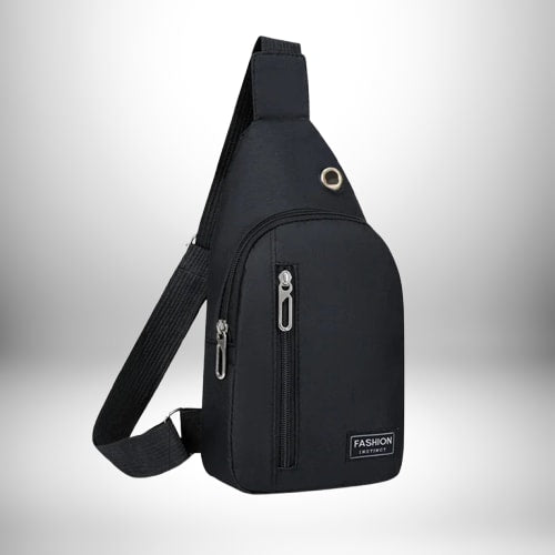 Un sac banane bandouliere homme noir sur fond blanc dégradé. Le sac est de forme triangulaire avec une poche zippée verticale à l'avant, une petite poche zippée sur le côté, une sangle d'épaule réglable et un compartiment principal. Le sac porte le logo "FASHION INSTINCT" en bas à droite.
