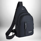 Image d'un sac de sport bandoulière noir.
 — vue 8
