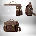 Plusieurs vues d'un cartable homme moderne en cuir marron, avec boucles et sangle bandoulière, à côté d'une tablette iPad pour l'échelle. — vue 4
