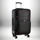 Une valise cabine noire avec des détails rouges. On peut supposer qu'il s'agit d'une valise cabine easyjet 56x45x25 grâce à ses dimensions et son design adapté aux restrictions de taille des bagages à main. — vue 1